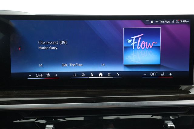 2025 BMW X7 M60i SAV w/ Driving Assistance Professional & Executive Packages - 22931500 - 14