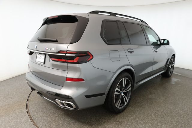 2025 BMW X7 M60i SAV w/ Driving Assistance Professional & Executive Packages - 22931500 - 3