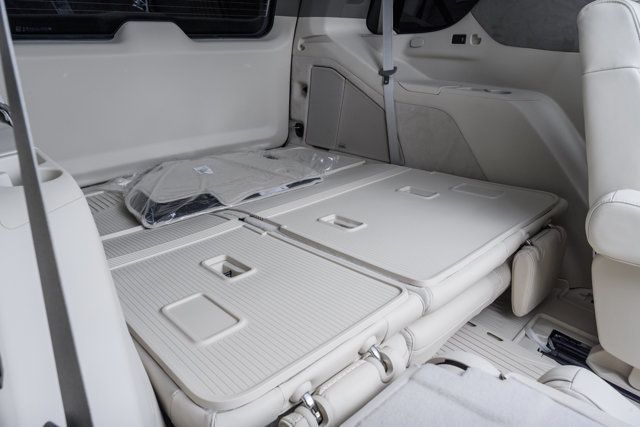 2025 Cadillac Escalade 4WD 4dr Sport Platinum - 22925893 - 39