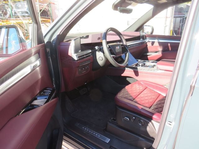 2025 Cadillac Escalade ESV 4WD 4dr Sport - 22937552 - 8