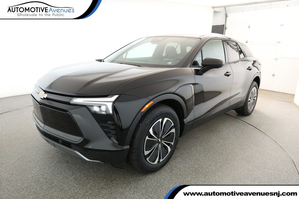 2025 Chevrolet Blazer EV AWD 4dr LT with Comfort and Convenience Package - 22913316 | Video 1