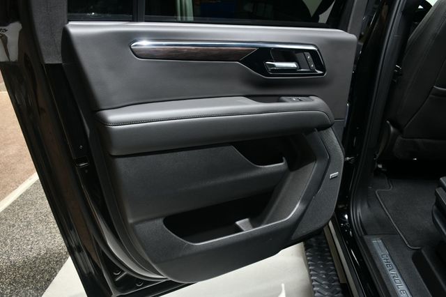 2025 Chevrolet Suburban 25 CHEVY SUBURBAN Z71 BLACK - 22934196 - 18
