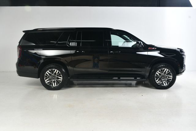 2025 Chevrolet Suburban 25 CHEVY SUBURBAN Z71 BLACK - 22934196 - 2