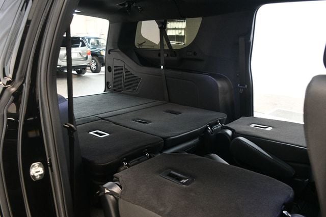 2025 Chevrolet Suburban 25 CHEVY SUBURBAN Z71 BLACK - 22934196 - 42