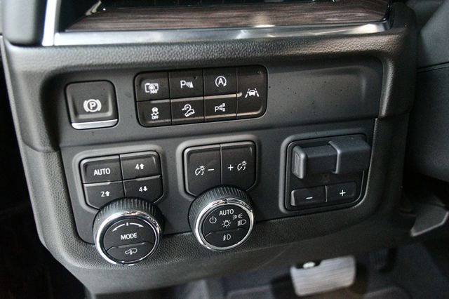2025 Chevrolet Suburban 25 CHEVY SUBURBAN Z71 BLACK - 22934196 - 50
