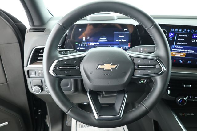 2025 Chevrolet Suburban 4dr LT with Comfort & Illumination Packages + Panoramic Sunroof - 22932721 - 11
