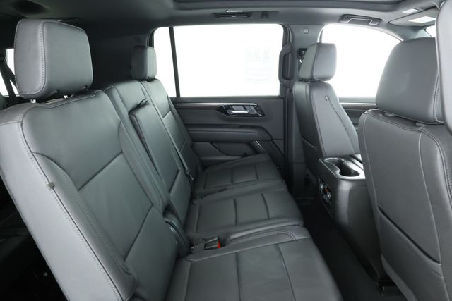 2025 Chevrolet Suburban 4dr LT with Comfort & Illumination Packages + Panoramic Sunroof - 22932721 - 23