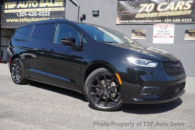 2025 Chrysler Pacifica - 2C4RC1GG0SR530596