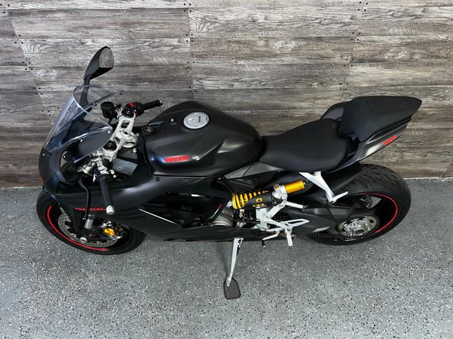 2025 Ducati Panigale V2 One Owner! - 22867103 - 15