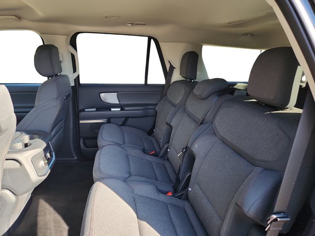 2025 Ford Expedition Active 4x4 - 22935164 - 11