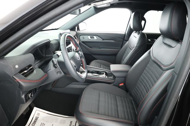 2025 Ford Explorer ST-Line 4WD with Premium Pkg, Twin Panel Moonroof & Street Pack - 22926733 - 18