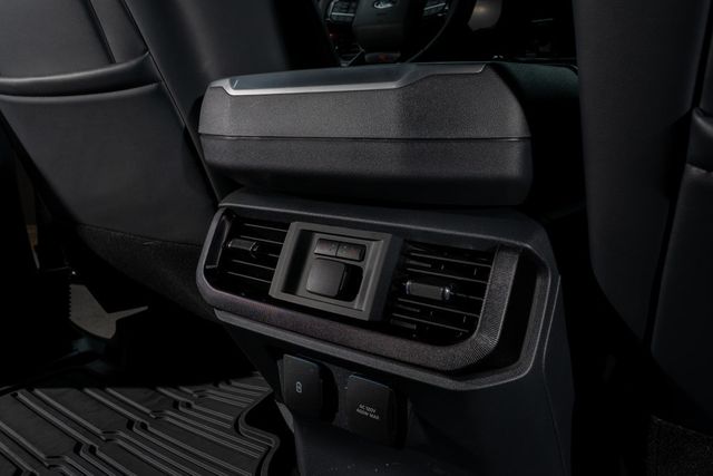 2025 Ford F-150 Raptor 4WD SuperCrew 5.5' Box - 22934289 - 24