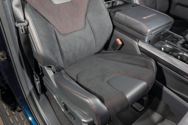 2025 Ford F-150 Raptor 4WD SuperCrew 5.5' Box - 22937058 - 17