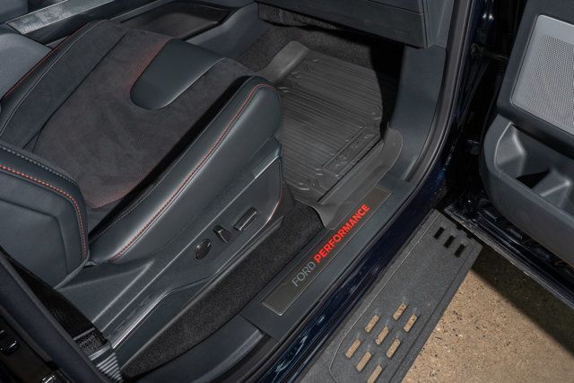 2025 Ford F-150 Raptor 4WD SuperCrew 5.5' Box - 22937058 - 27
