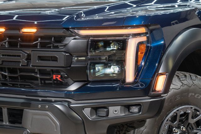 2025 Ford F-150 Raptor 4WD SuperCrew 5.5' Box - 22937058 - 35