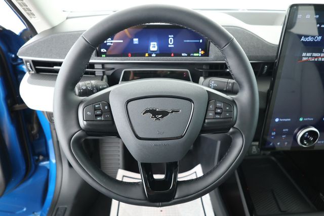 2025 Ford Mustang Mach-E Premium AWD with 88-kWh Usable Battery & Panoramic Roof - 22906359 - 11