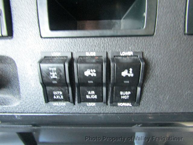 2025 Freightliner Cascadia 126  - 22926735 - 12