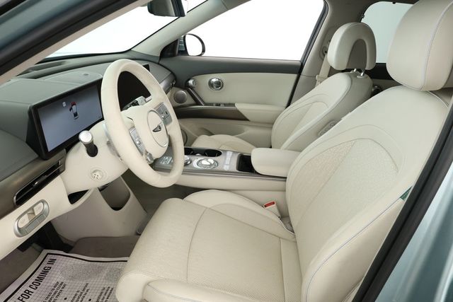 2025 Genesis GV60 Advanced AWD - 22925449 - 17