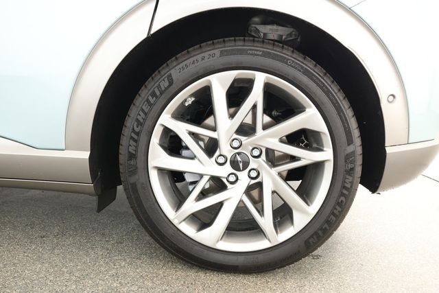 2025 Genesis GV60 Advanced AWD - 22925449 - 6