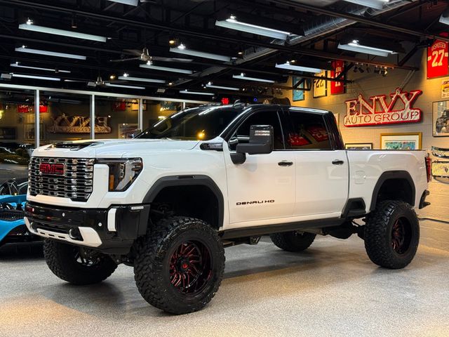 2025 GMC Sierra 3500HD 4WD Crew Cab 172" Denali - 22786082 - 0