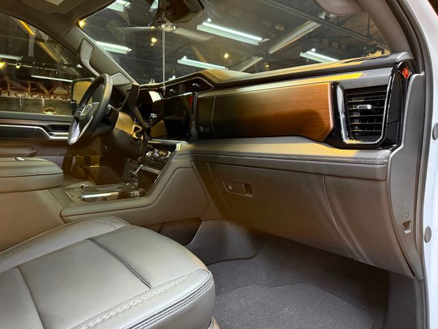 2025 GMC Sierra 3500HD 4WD Crew Cab 172" Denali - 22786082 - 38