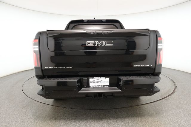 2025 GMC Sierra EV e4WD Crew Cab Extended Range Denali with Vinyl Tonneau Cover - 22912928 - 4