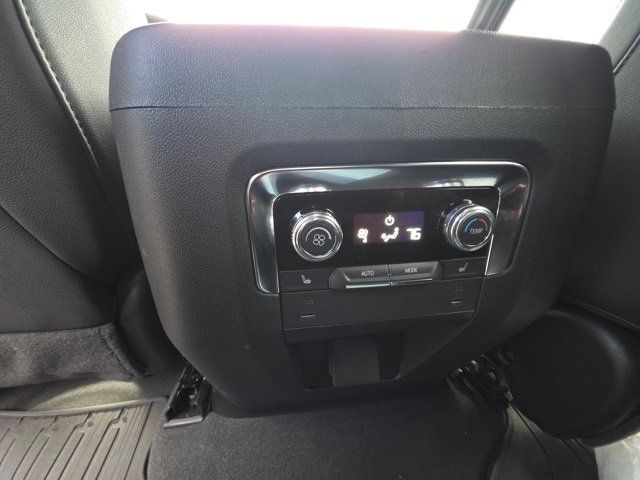 2025 GMC Yukon 4WD 4dr AT4 - 22937708 - 13