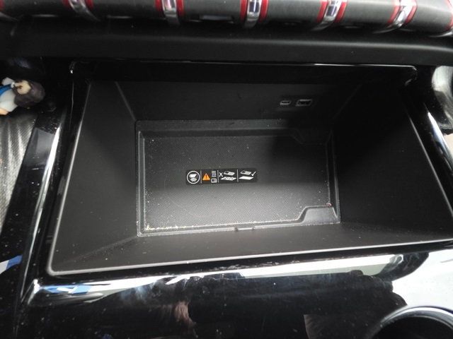 2025 GMC Yukon 4WD 4dr AT4 - 22937708 - 30