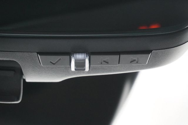 2025 GMC Yukon 4WD 4dr Denali Ultimate - 22914305 - 31