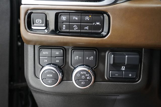 2025 GMC Yukon 4WD 4dr Denali Ultimate - 22914305 - 34