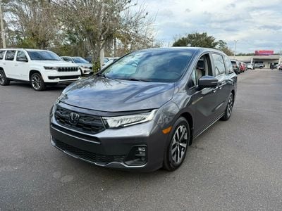2025 Honda Odyssey EX-L's photo