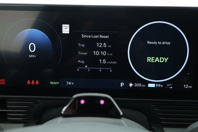 2025 Hyundai IONIQ 5 SE AWD - 22907769 - 11