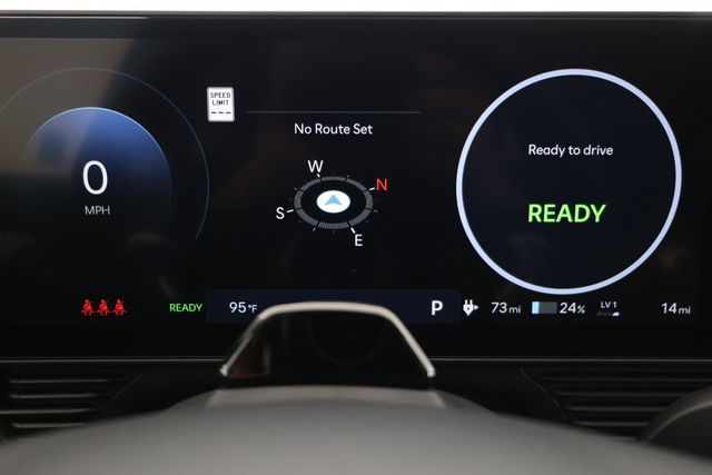 2025 Hyundai IONIQ 5 SEL - 22891711 - 11