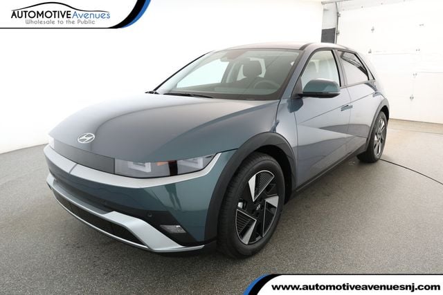 2025 Hyundai IONIQ 5 SE Standard Range RWD - 22895336 - 0