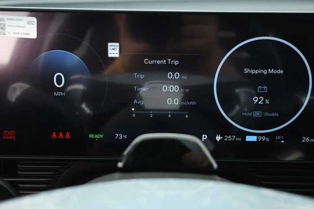2025 Hyundai IONIQ 5 SE Standard Range RWD *Ltd Avail* - 22923841 - 10