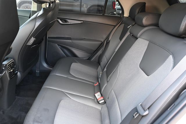 2025 Kia Niro EX - 22936743 - 21