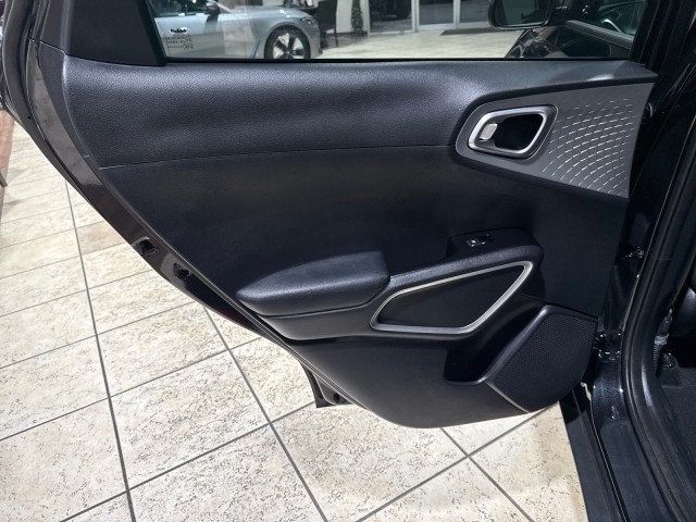 2025 Kia Soul LX FWD - 22931890 - 27