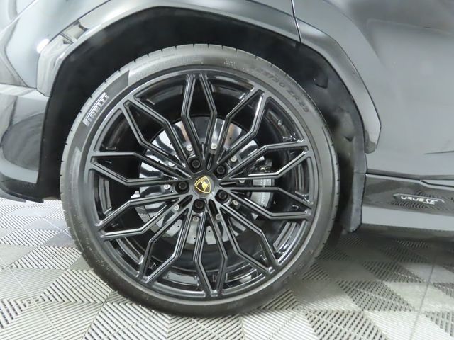 2025 Lamborghini Urus SE AWD - 22939626 - 32