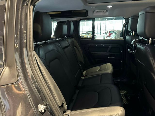 2025 Land Rover Defender 110/S/IntUpgradePack/AirSuspension/Htd&CldSeats/NAV - 22936591 - 16