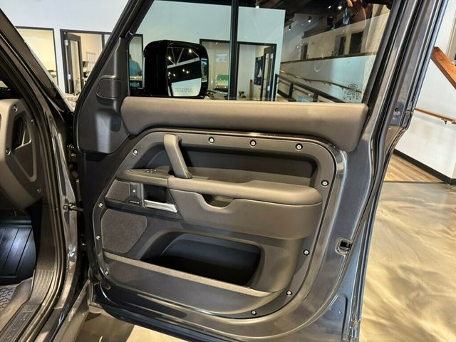 2025 Land Rover Defender 110/S/IntUpgradePack/AirSuspension/Htd&CldSeats/NAV - 22936591 - 17