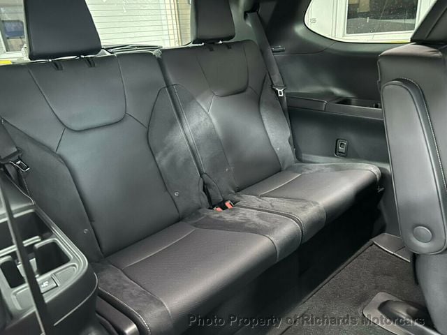 2025 Lexus TX TX 500h F SPORT Premium AWD - 22837230 - 19