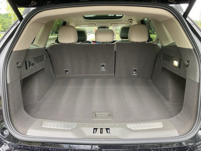 2025 Lincoln Nautilus Premiere AWD - 22928414 - 16