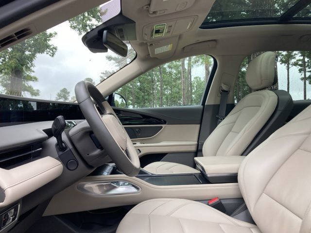 2025 Lincoln Nautilus Premiere AWD - 22928414 - 20