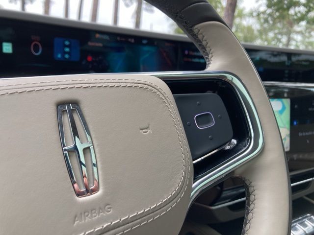 2025 Lincoln Nautilus Premiere AWD - 22928414 - 28