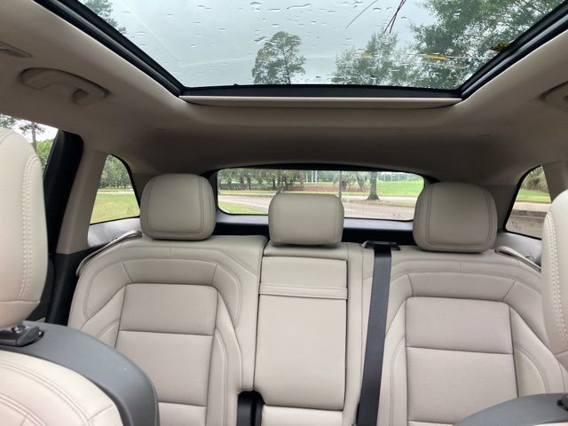 2025 Lincoln Nautilus Premiere AWD - 22928414 - 34