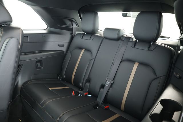 2025 Mazda CX-90 PHEV Premium Plus Package AWD - 22906975 - 19