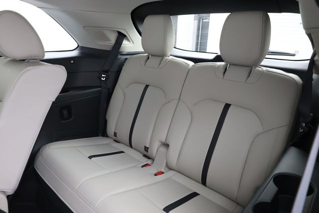 2025 Mazda CX-90 PHEV Premium Sport AWD - 22937559 - 17