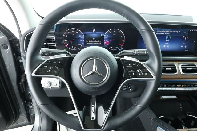 2025 Mercedes-Benz GLE GLE 350 SUV, Exclusive w/ AMG Line Ext., 21'' Wheels & Pano Roof - 22926490 - 10