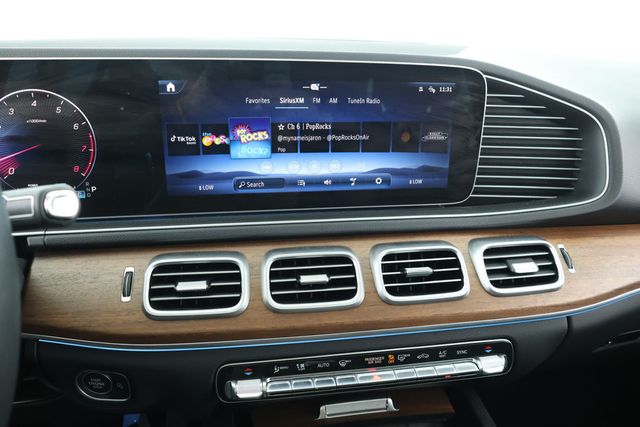 2025 Mercedes-Benz GLE GLE 350 SUV, Exclusive w/ AMG Line Ext., 21'' Wheels & Pano Roof - 22926490 - 14