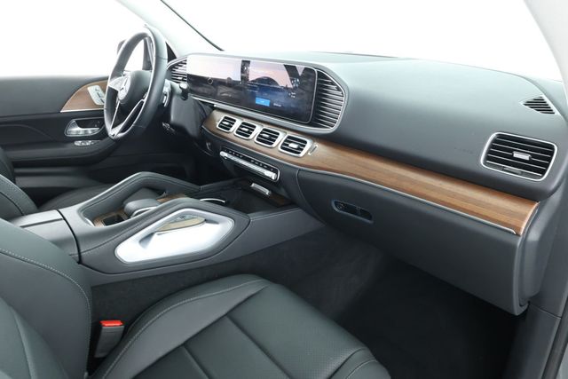 2025 Mercedes-Benz GLE GLE 350 SUV, Exclusive w/ AMG Line Ext., 21'' Wheels & Pano Roof - 22926490 - 22